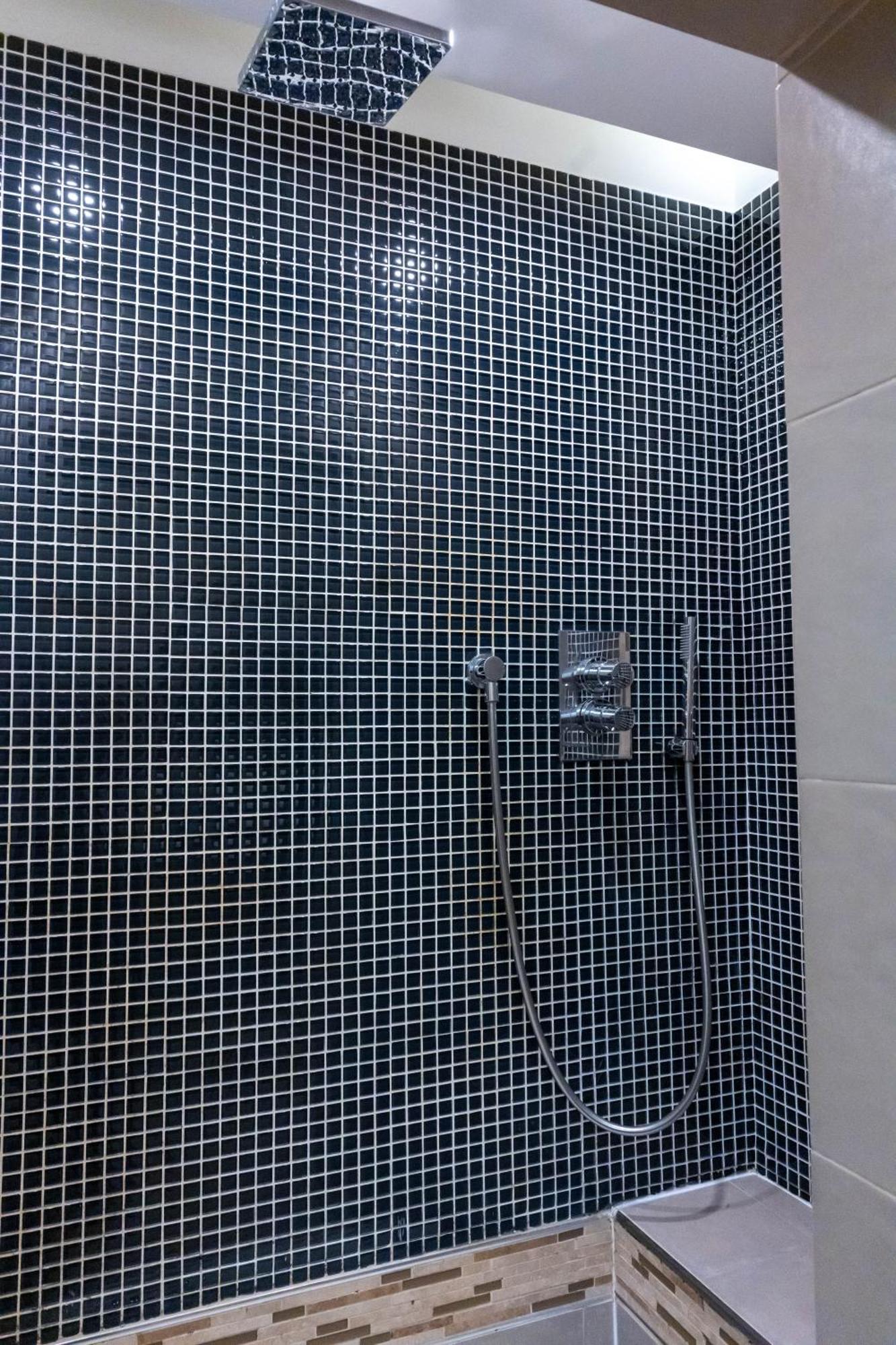 Ihh Suites Roma Exterior foto